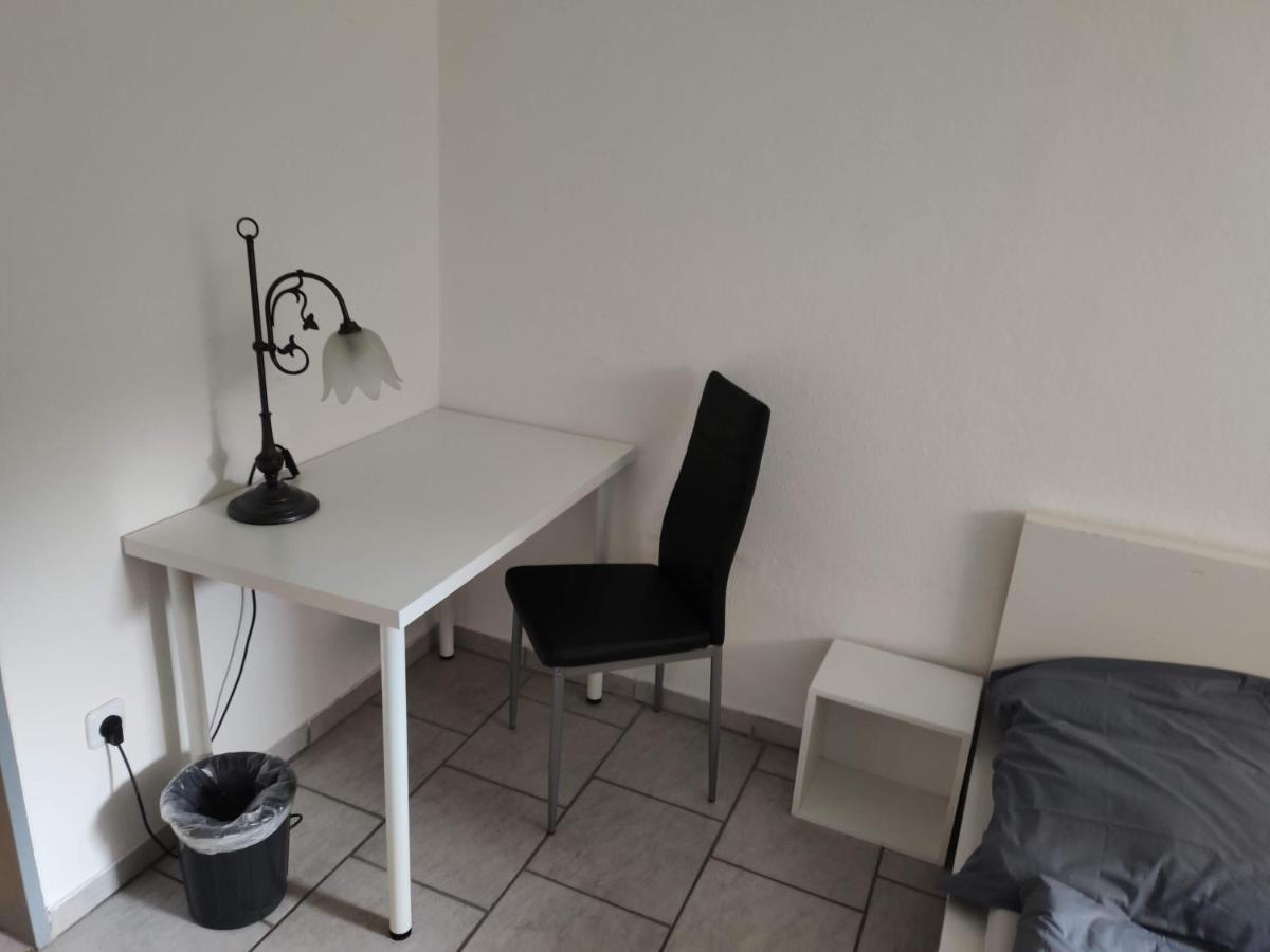 Schoenes Einfaches Zentrales Zimmer In 奥尔登堡 外观 照片